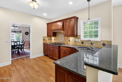 56 Jean Place Schenectady NY 12303