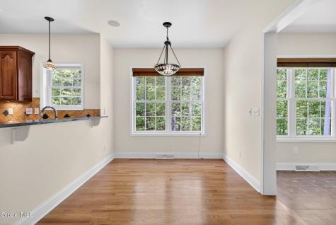 56 Jean Place Schenectady NY 12303