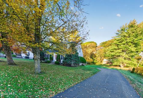 971 Riverview Road Niskayuna NY 12309