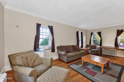 971 Riverview Road Niskayuna NY 12309