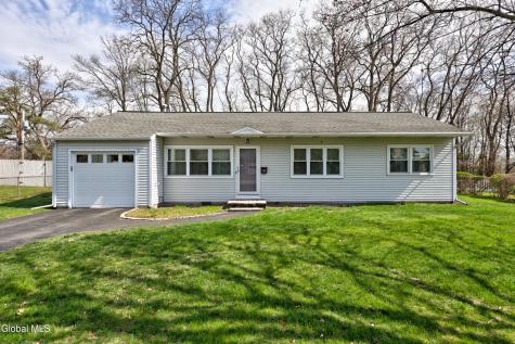 19 Stirrup Drive Colonie NY 12205