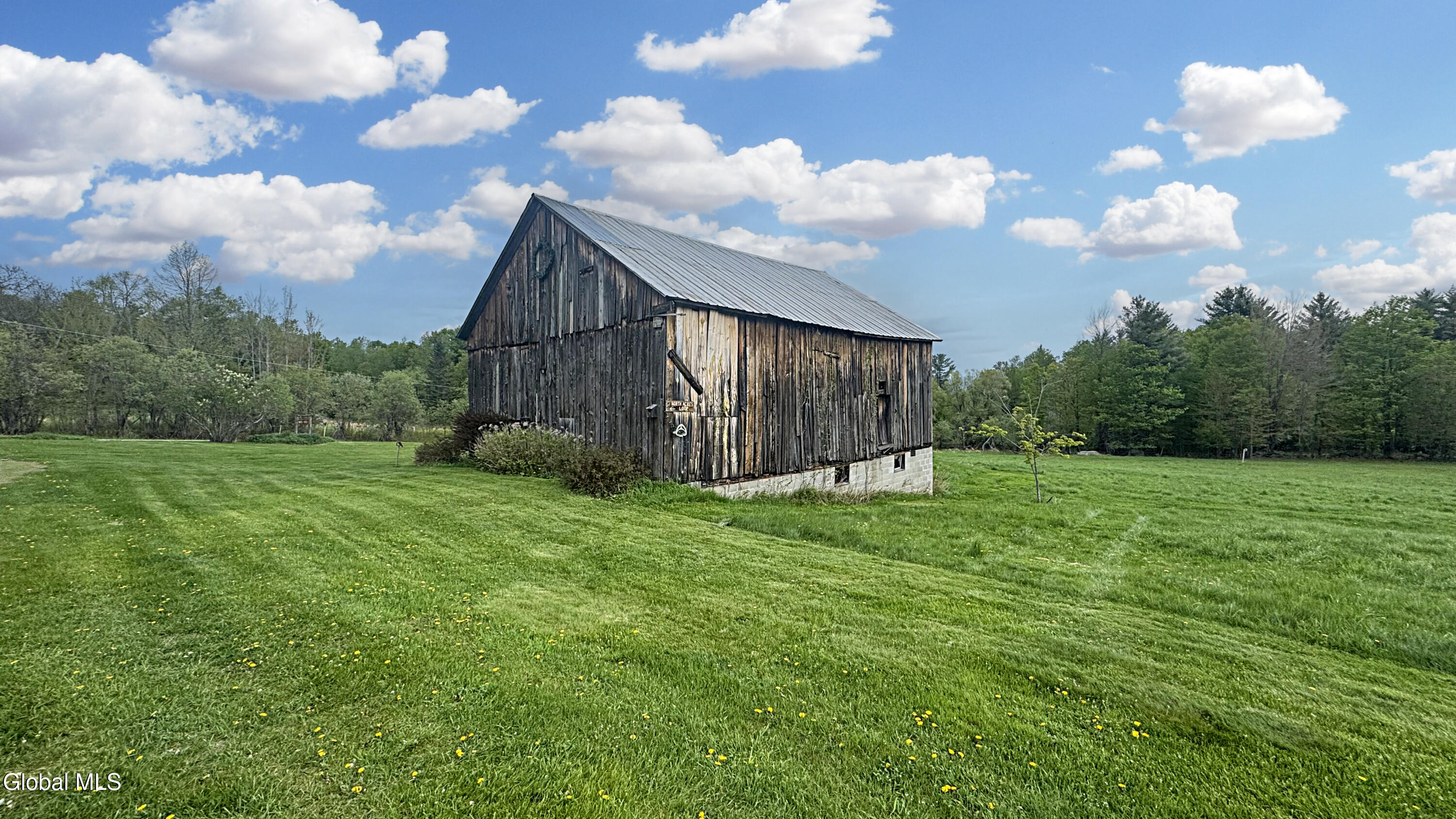 326 Harvey Road North River NY 12856