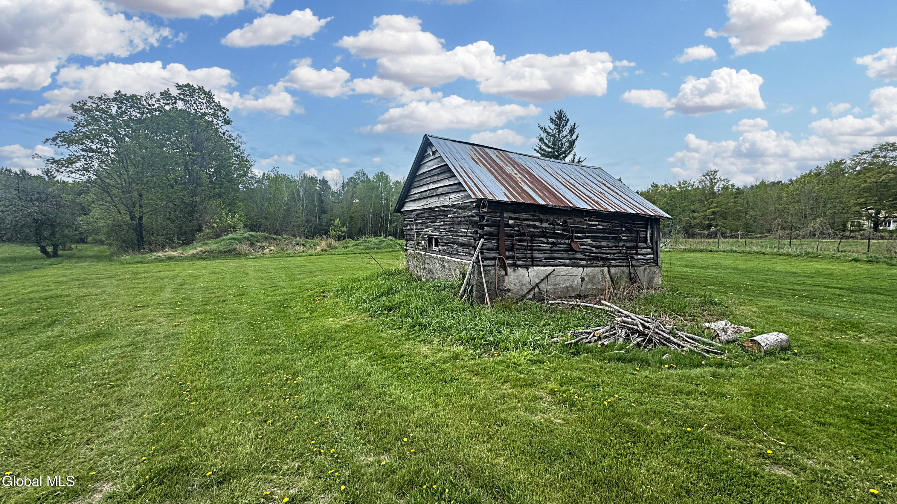326 Harvey Road North River NY 12856