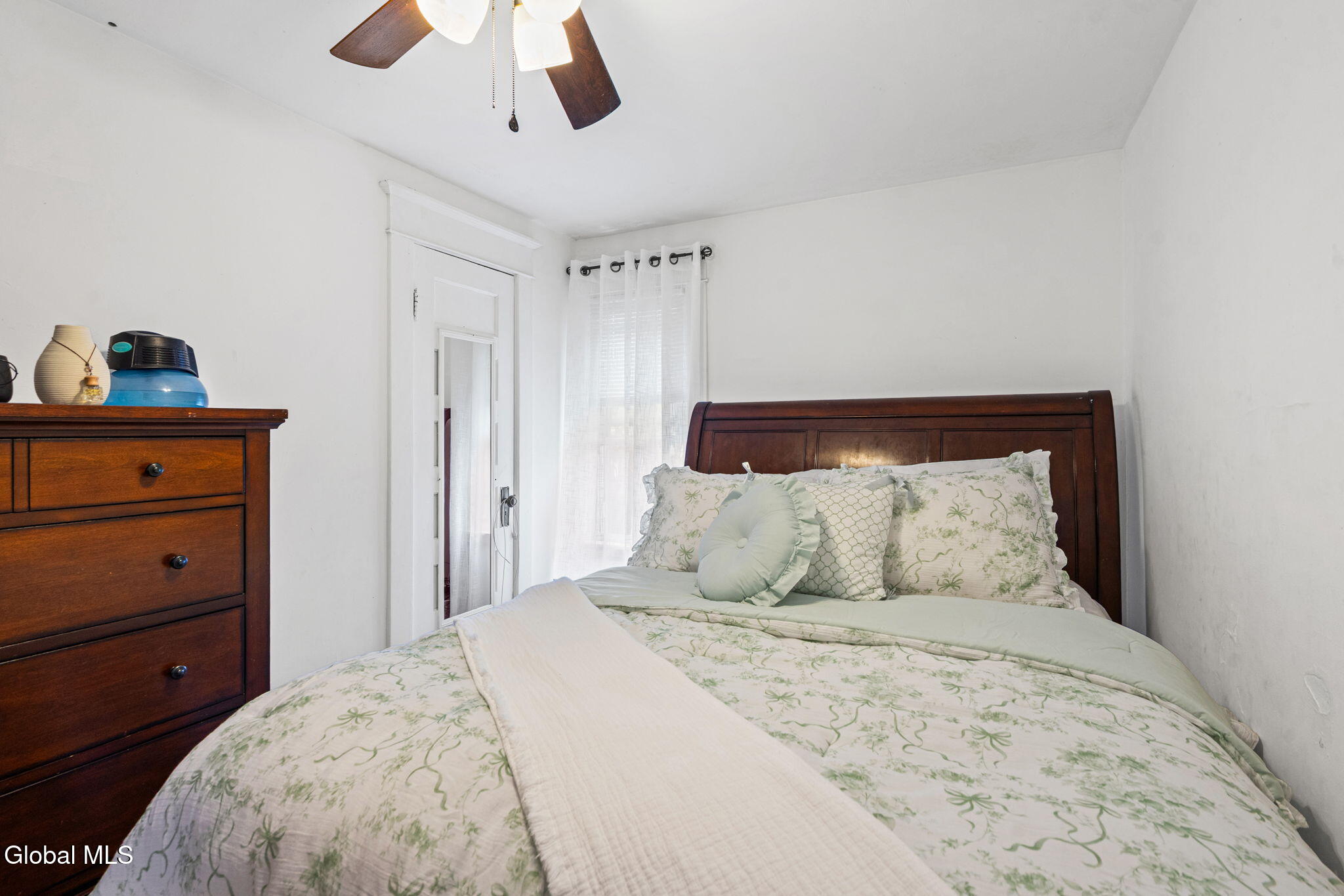 837 Harrison Avenue Schenectady NY 12306