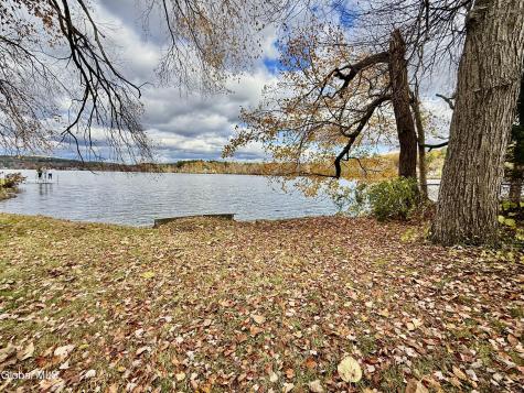 22 Crailo Lane Nassau NY 12123