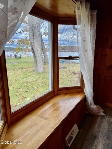 22 Crailo Lane Nassau NY 12123