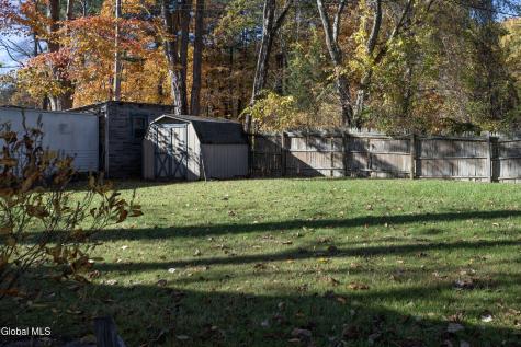 22 Crailo Lane Nassau NY 12123