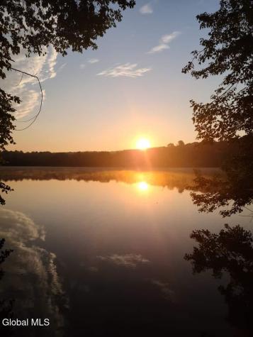 22 Crailo Lane Nassau NY 12123