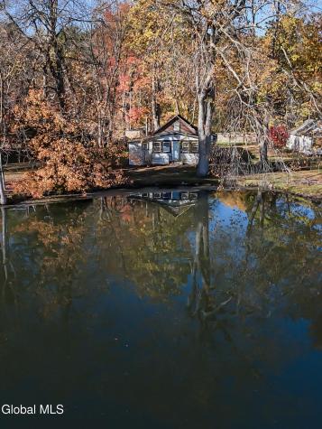 22 Crailo Lane Nassau NY 12123