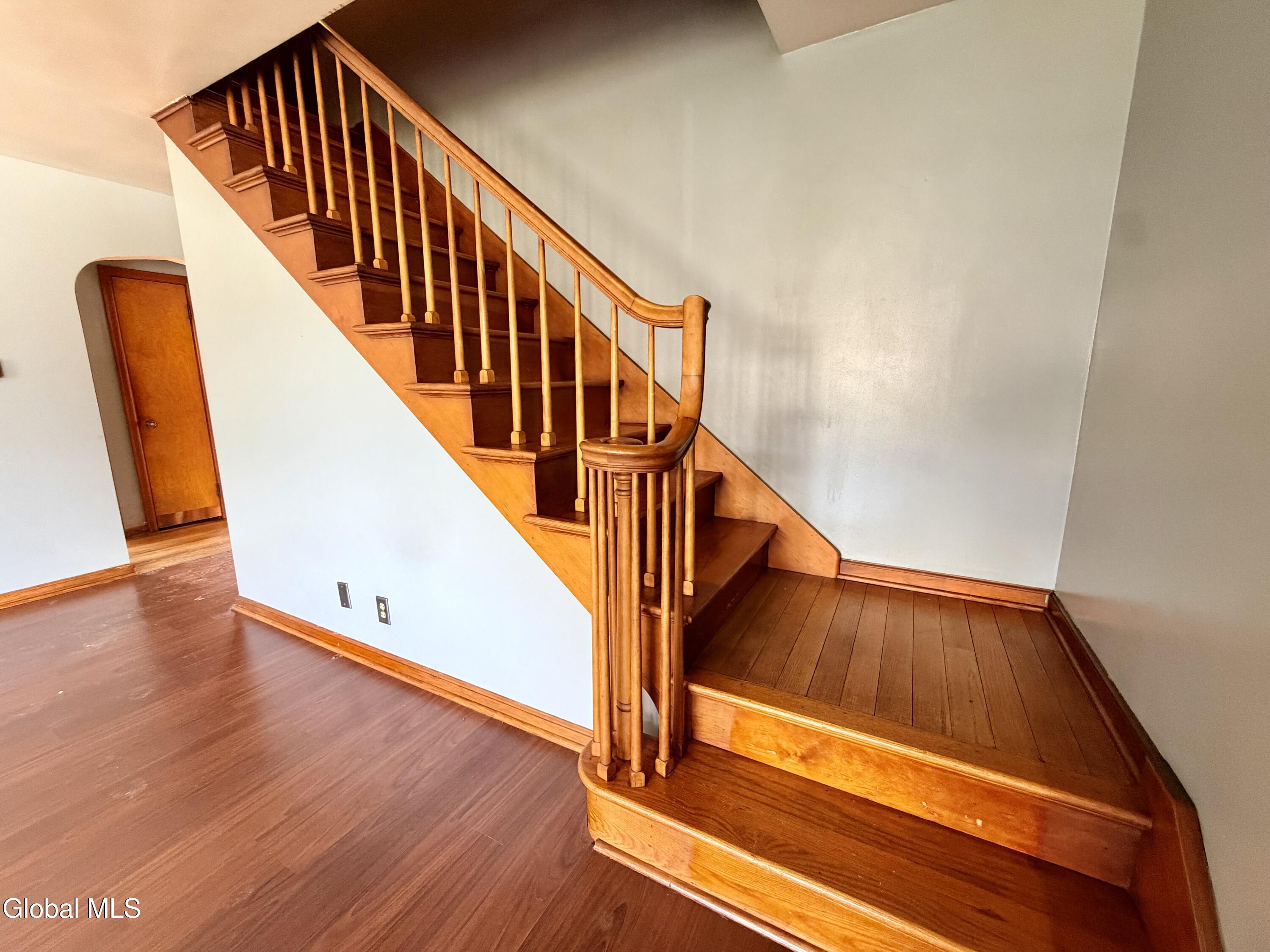 54 Tremont Avenue Amsterdam NY 12010