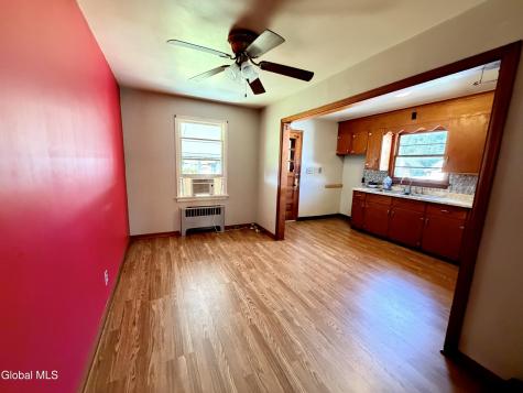 54 Tremont Avenue Amsterdam NY 12010