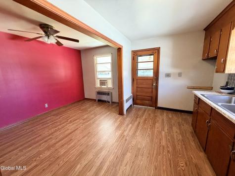 54 Tremont Avenue Amsterdam NY 12010