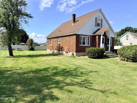 54 Tremont Avenue Amsterdam NY 12010