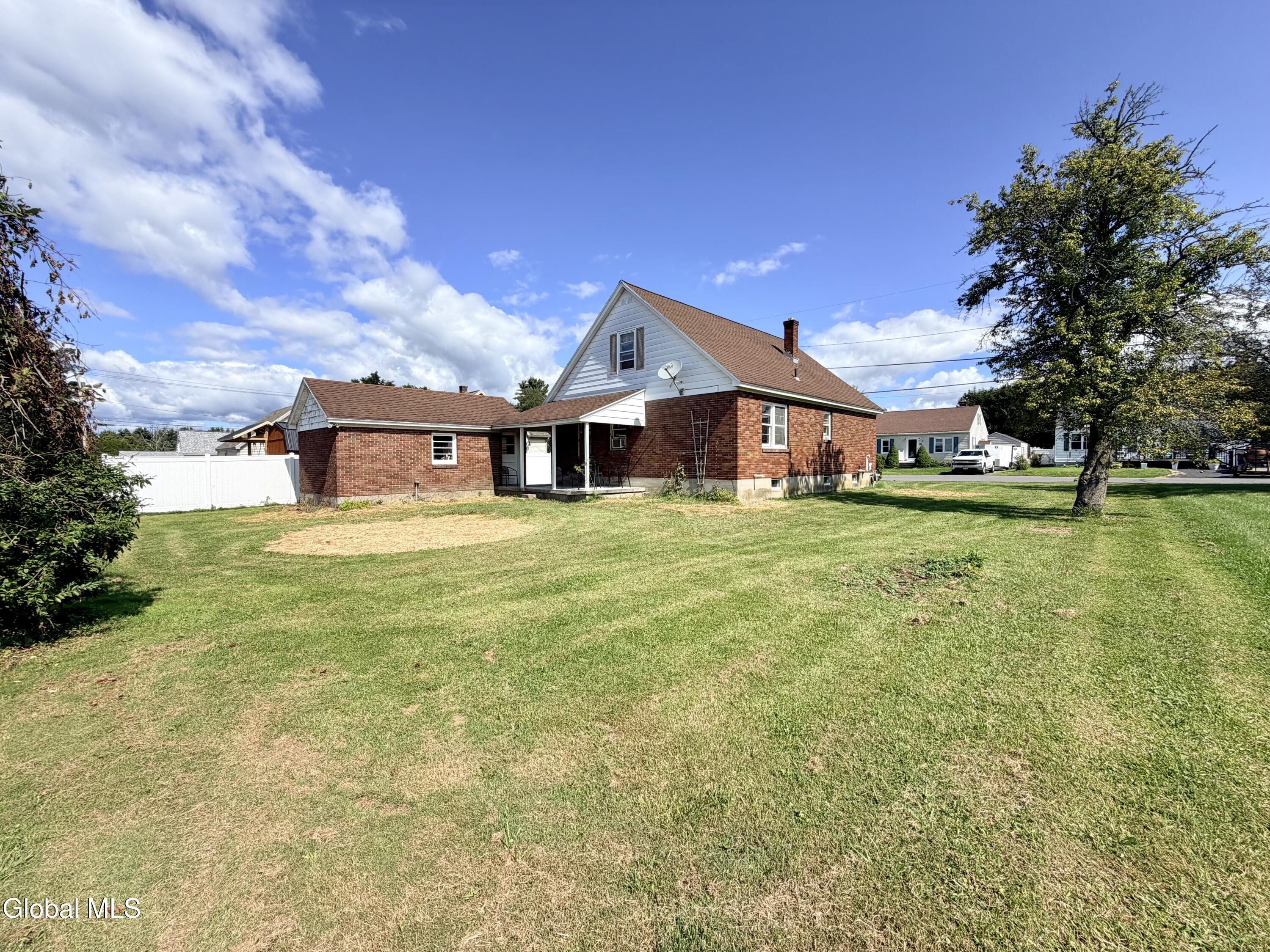54 Tremont Avenue Amsterdam NY 12010