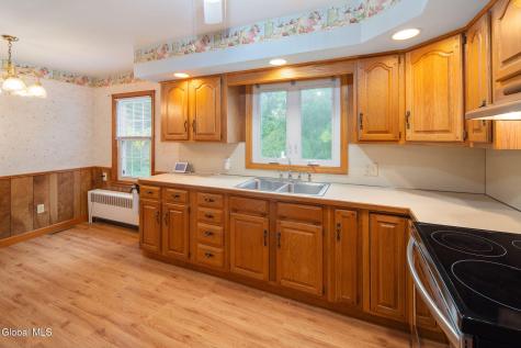 1319 Bradford Street Schenectady NY 12306