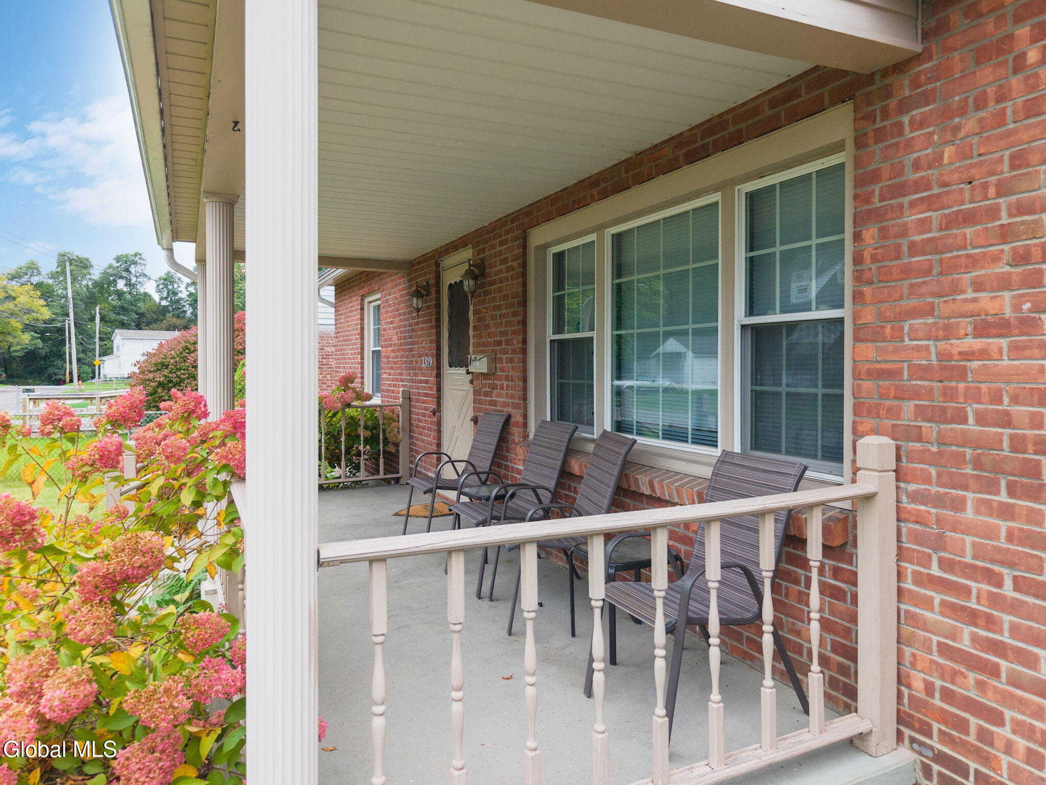 1319 Bradford Street Schenectady NY 12306