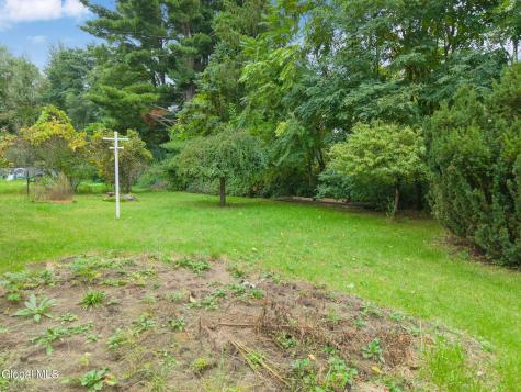 1319 Bradford Street Schenectady NY 12306