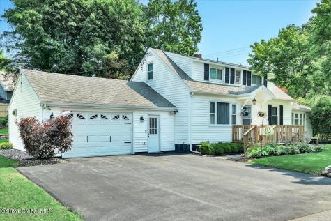 2 Currie Court Ballston Spa NY 12020