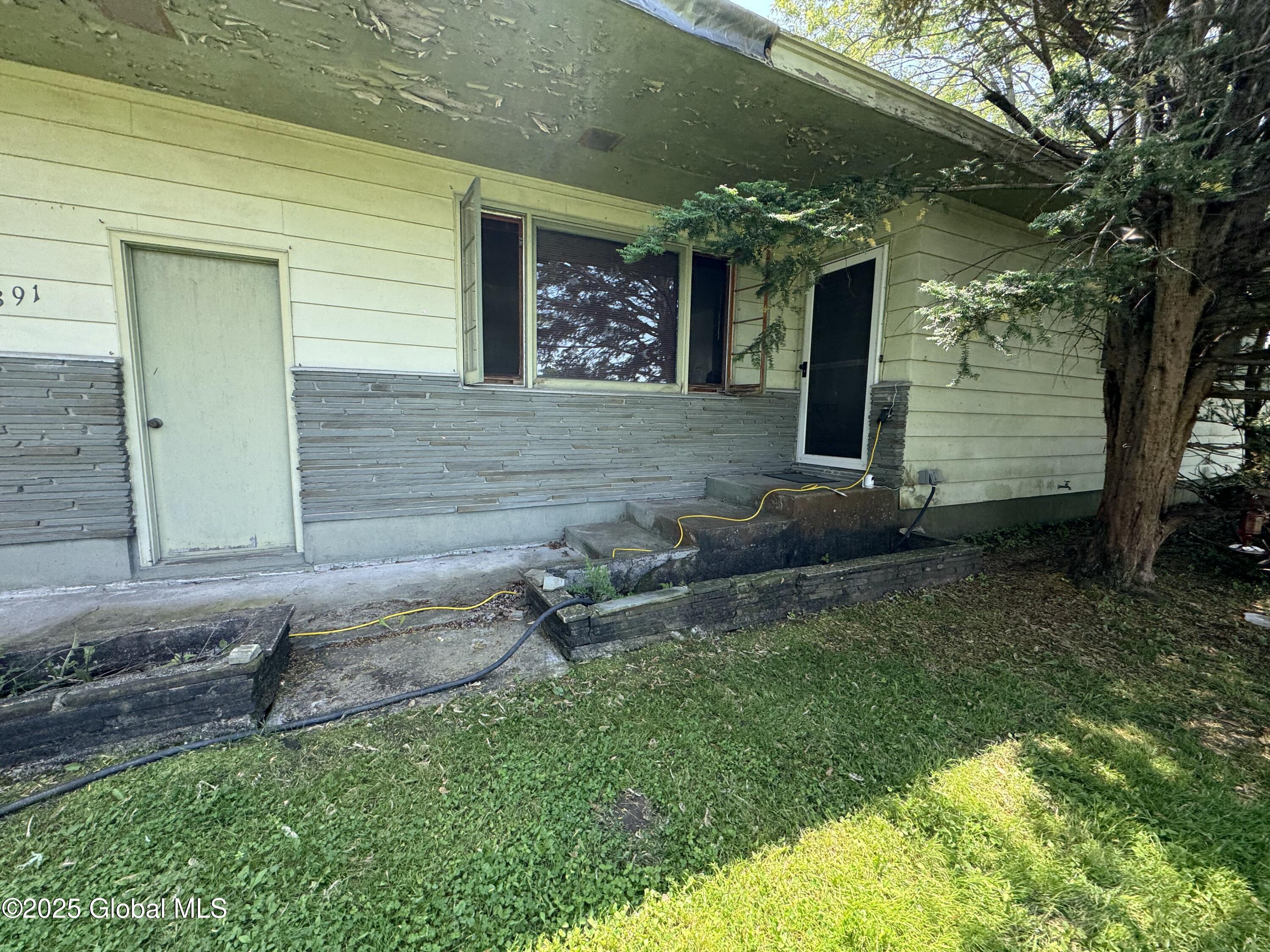 391 Log City Road Amsterdam NY 12010