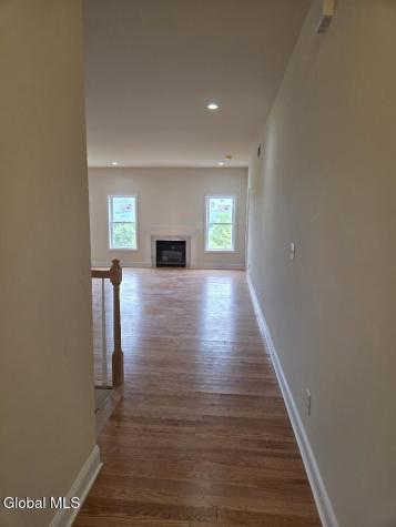 31 Harbor Lane Cohoes NY 12047