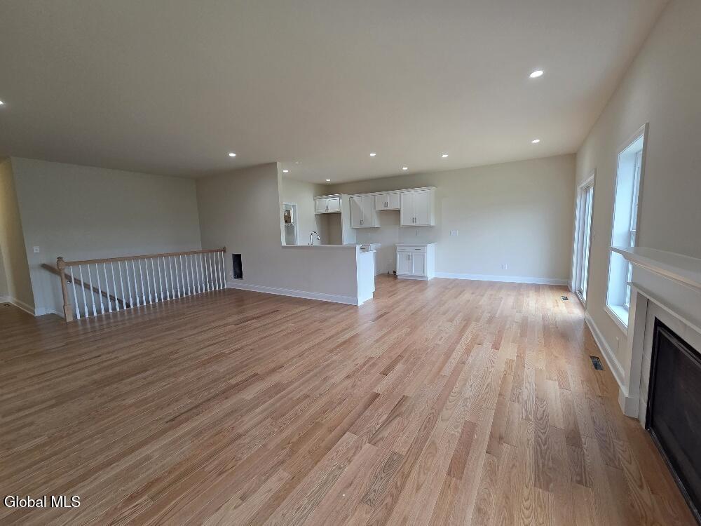 31 Harbor Lane Cohoes NY 12047