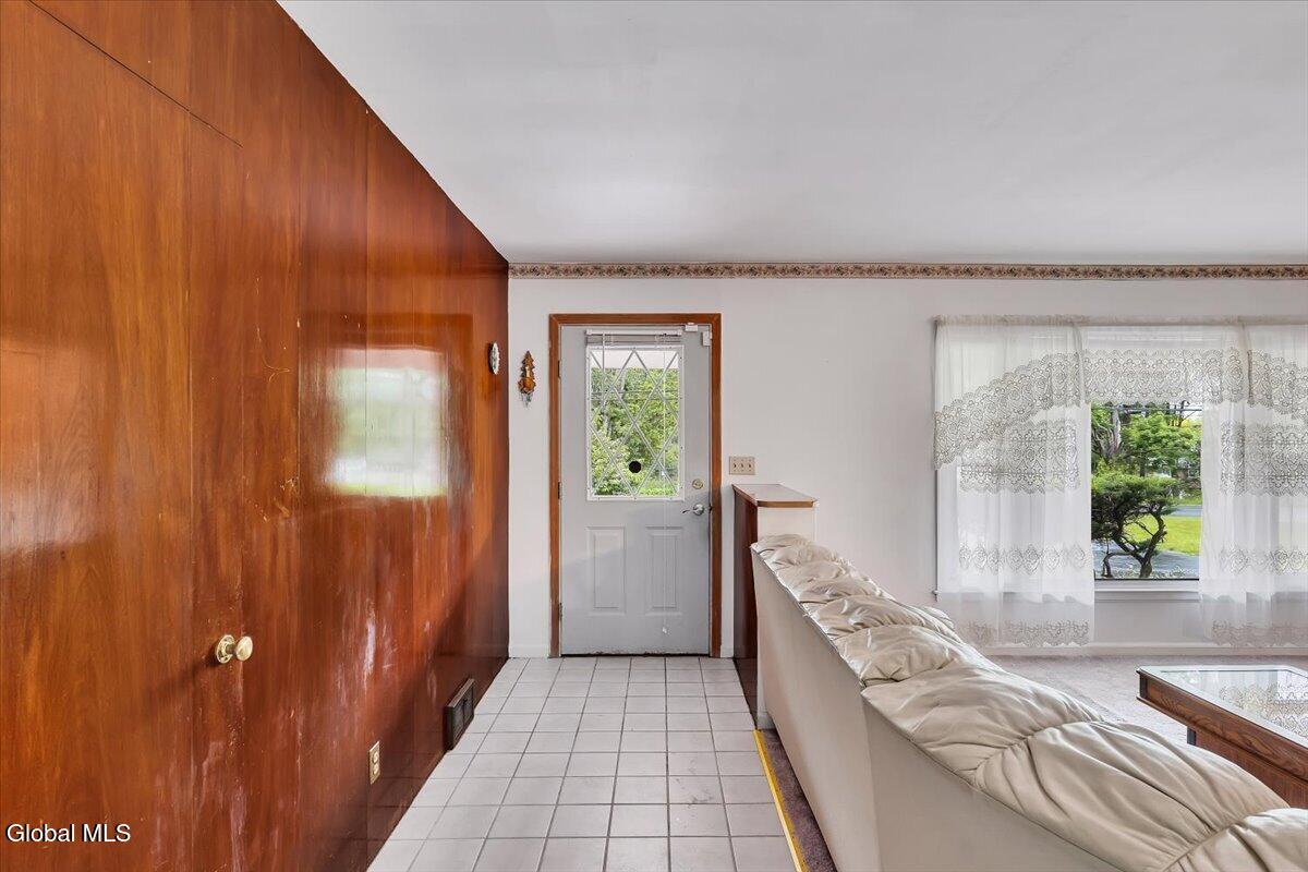 494 Elm Avenue Selkirk NY 12158