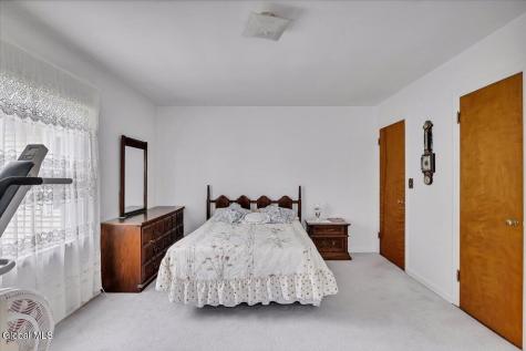 494 Elm Avenue Selkirk NY 12158