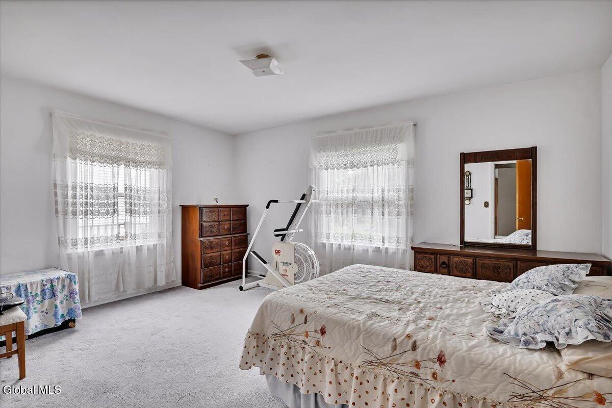 494 Elm Avenue Selkirk NY 12158