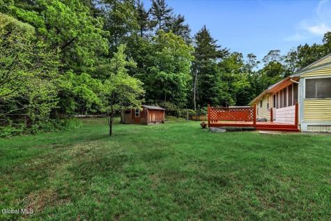 494 Elm Avenue Selkirk NY 12158