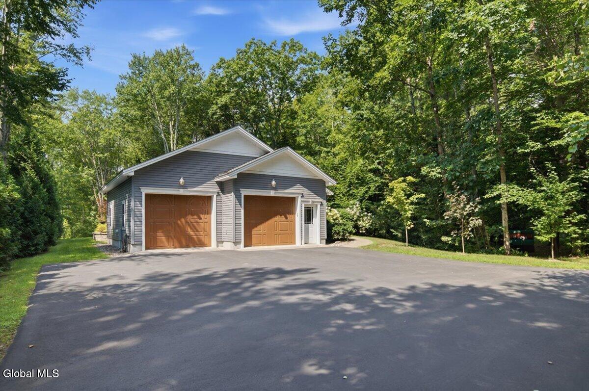7 Thornapple Drive Gansevoort NY 12831