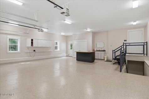 7 Thornapple Drive Gansevoort NY 12831