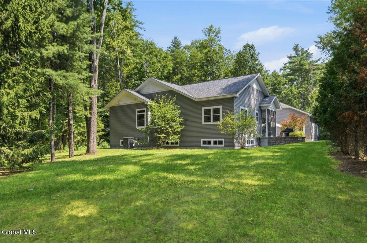 7 Thornapple Drive Gansevoort NY 12831