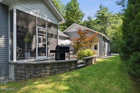7 Thornapple Drive Gansevoort NY 12831