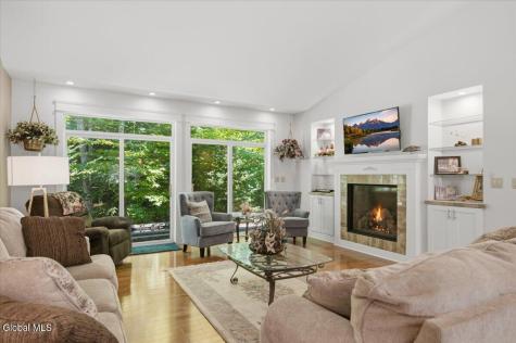 7 Thornapple Drive Gansevoort NY 12831