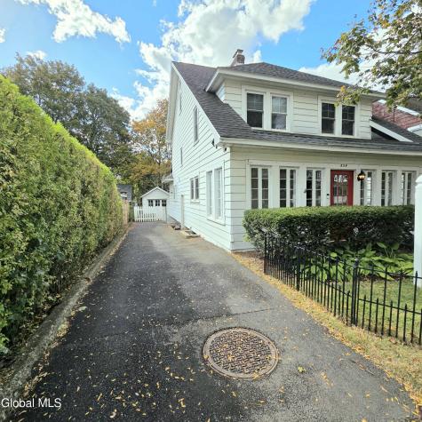 854 Park Avenue Albany NY 12208