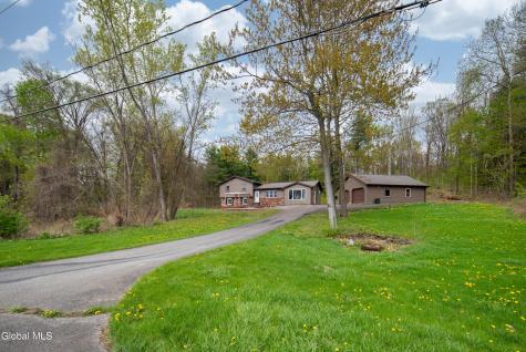15 Werner Road Halfmoon NY 12065