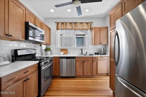 78 Grove Avenue Albany NY 12208