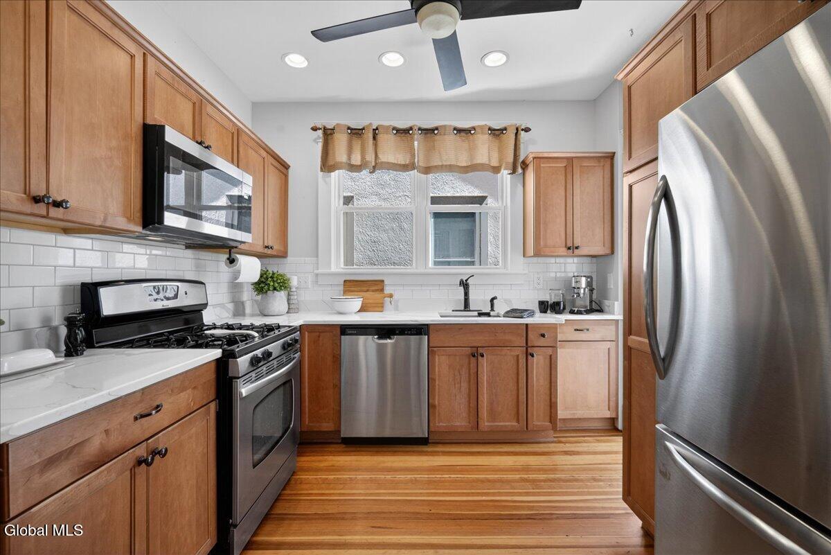 78 Grove Avenue Albany NY 12208
