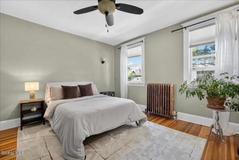 78 Grove Avenue Albany NY 12208