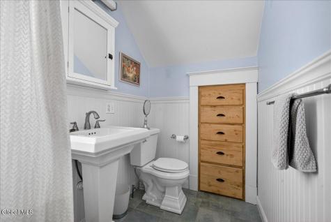 78 Grove Avenue Albany NY 12208