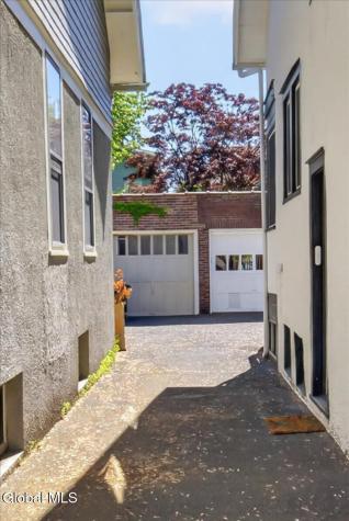 78 Grove Avenue Albany NY 12208