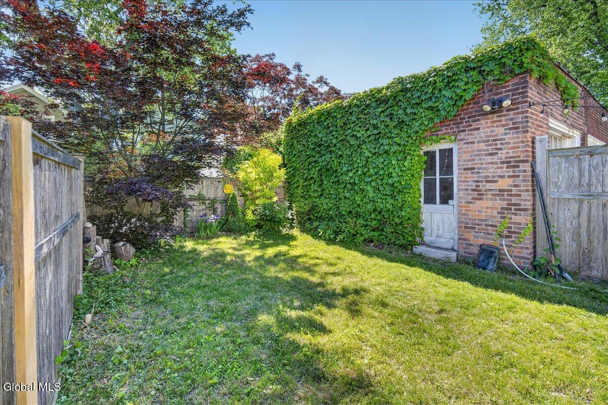 78 Grove Avenue Albany NY 12208
