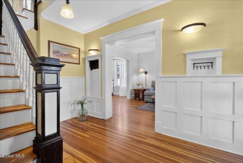 78 Grove Avenue Albany NY 12208