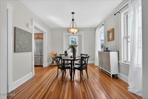78 Grove Avenue Albany NY 12208