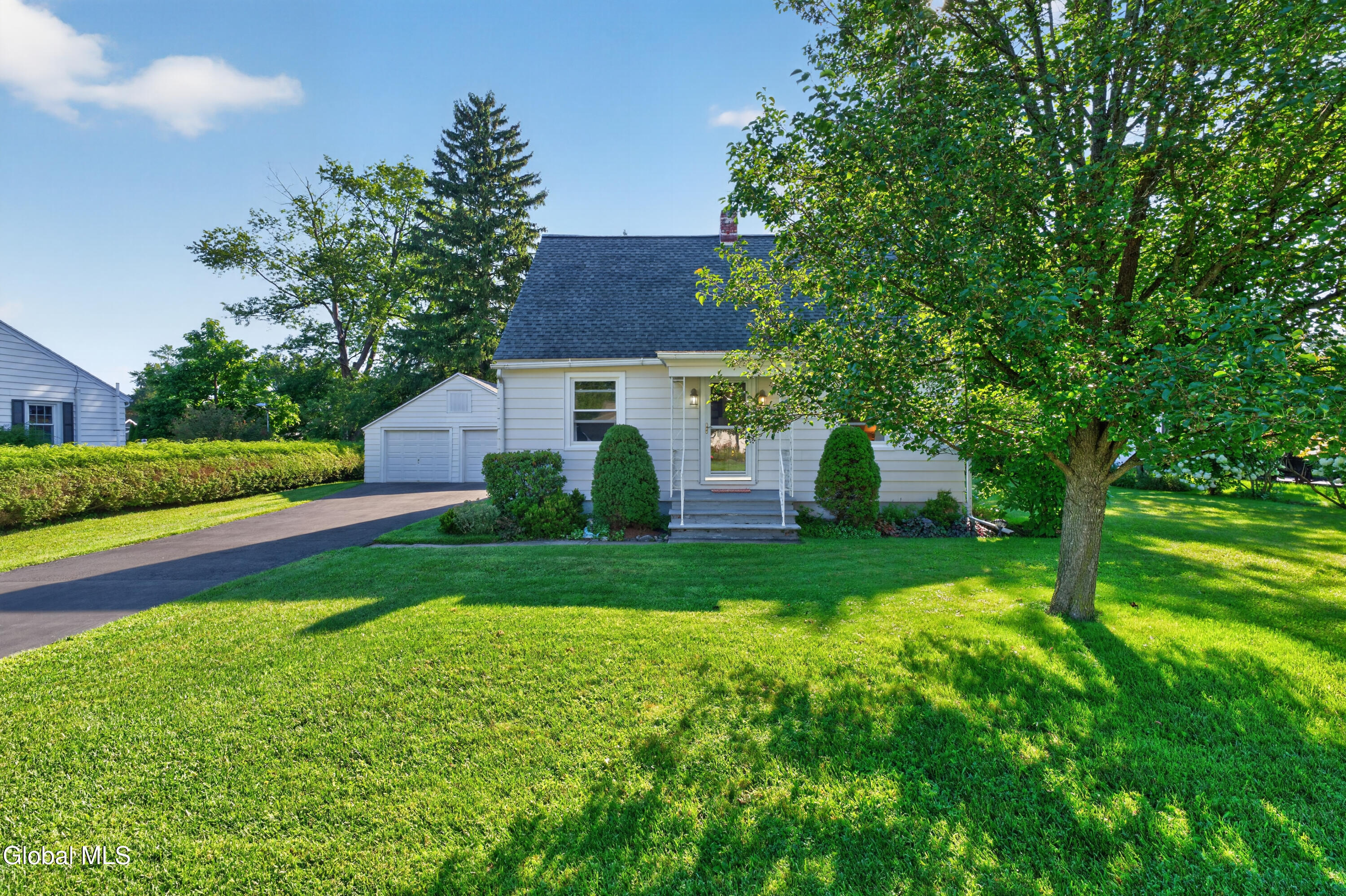 38 Pawling Avenue Mechanicville NY 12118