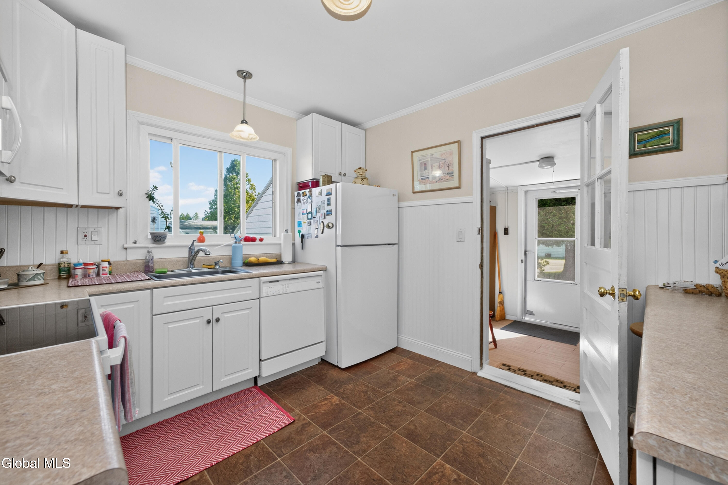 38 Pawling Avenue Mechanicville NY 12118