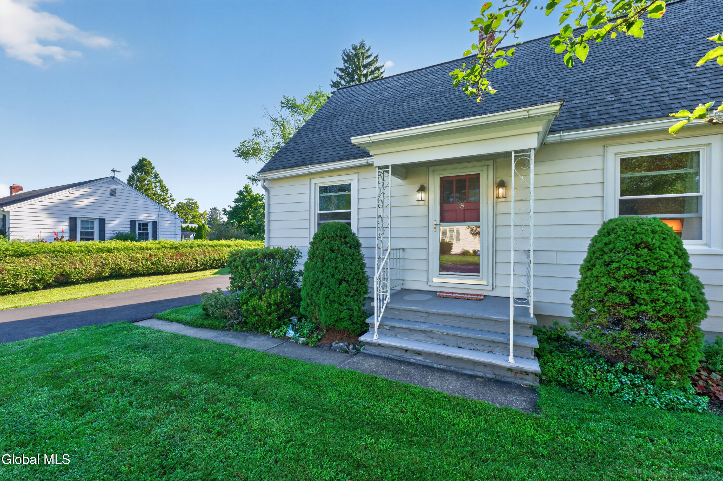 38 Pawling Avenue Mechanicville NY 12118