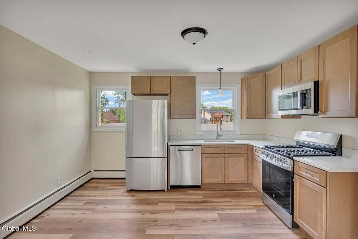 126 Guideboard Road Waterford NY 12188
