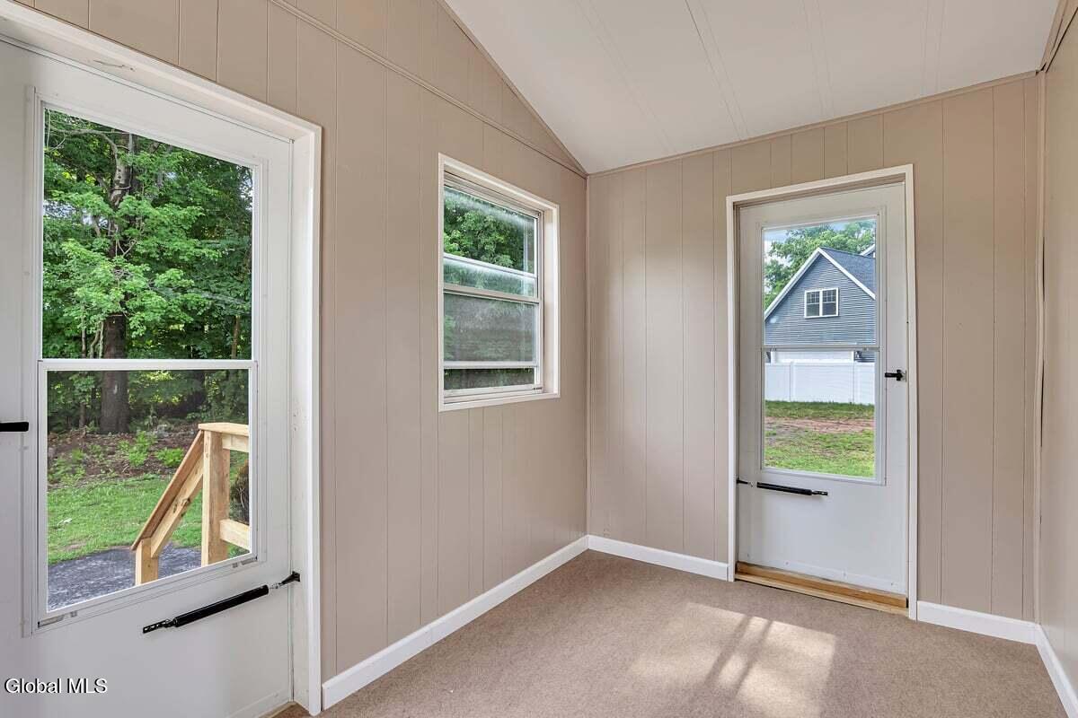 126 Guideboard Road Waterford NY 12188