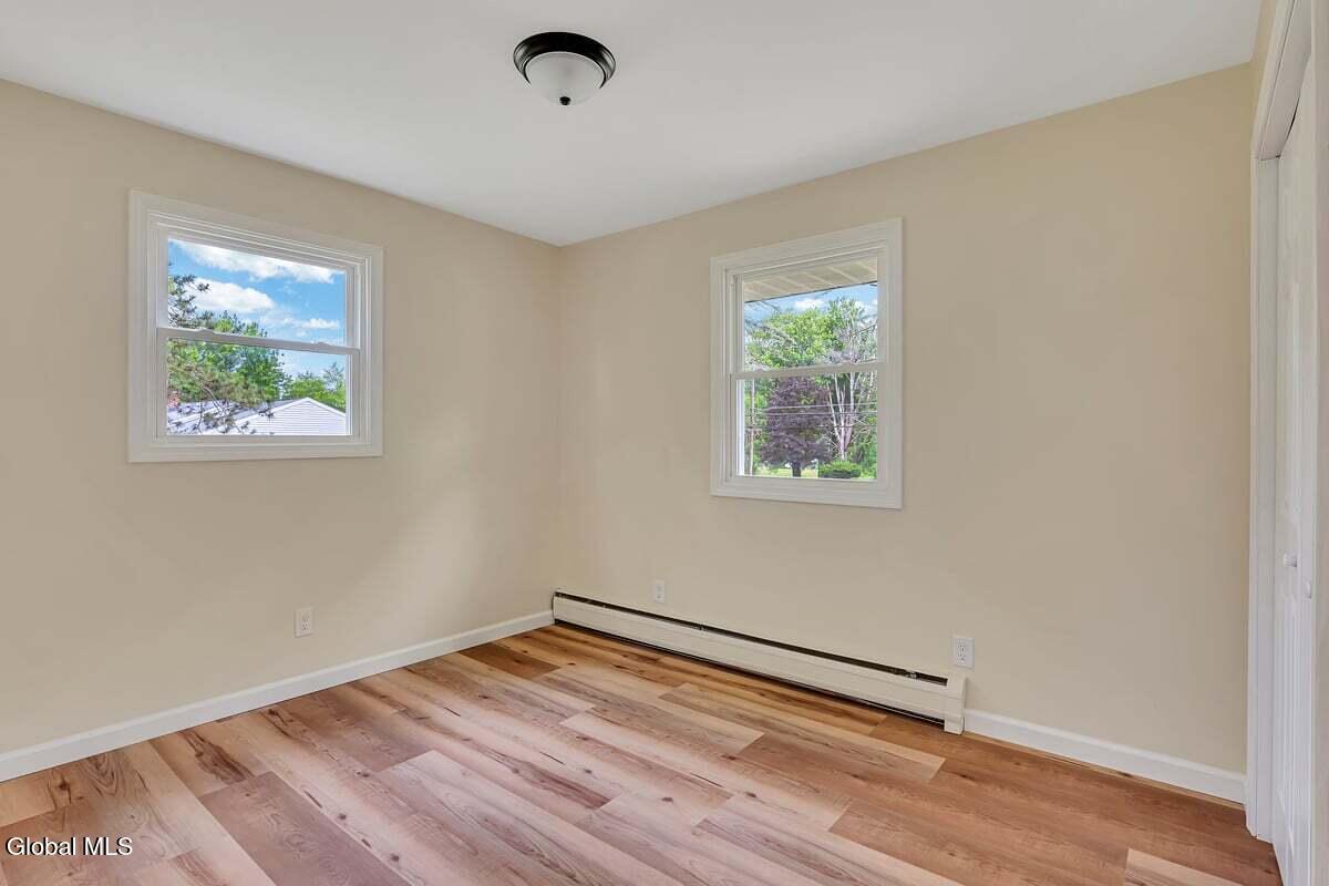 126 Guideboard Road Waterford NY 12188